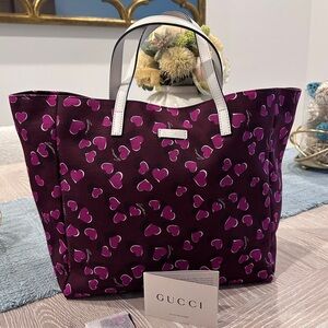 Gucci Canvas tote